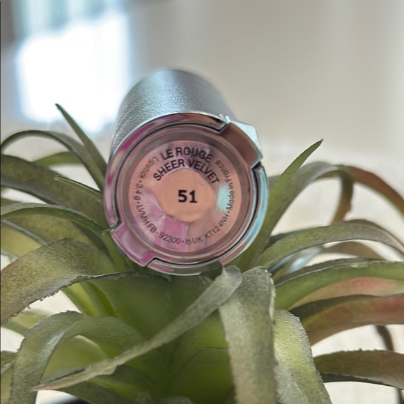 Givenchy Le Rouge Interdit Sheer Velvet 51 lipstick - Picture 6 of 7